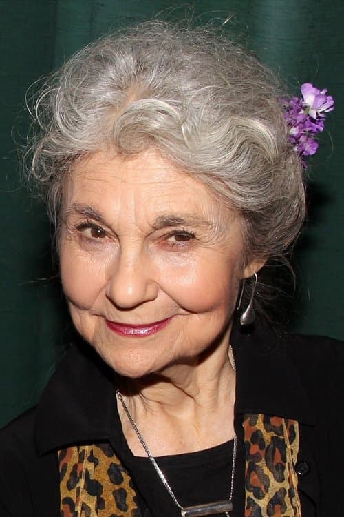 Photo of Lynn Cohen