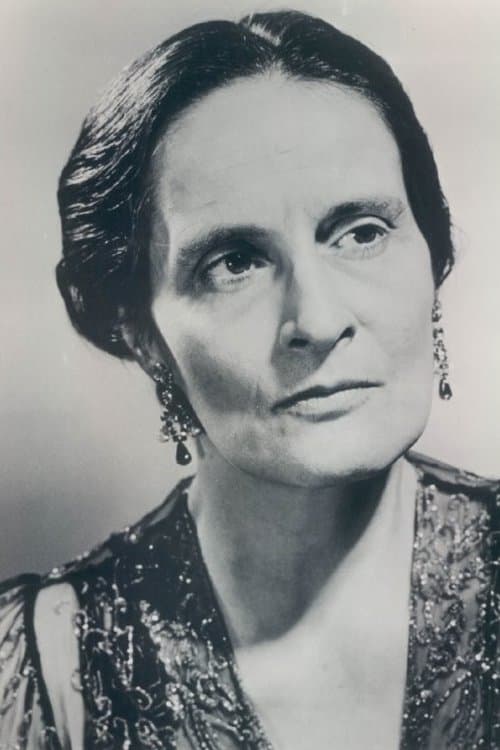 Photo of Madeleine Taylor Holmes