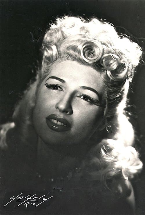 Photo of Mara Rúbia