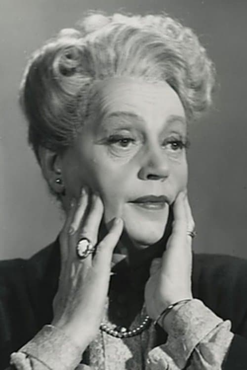Photo of Maria Garland