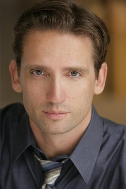 Photo of Mark Deakins