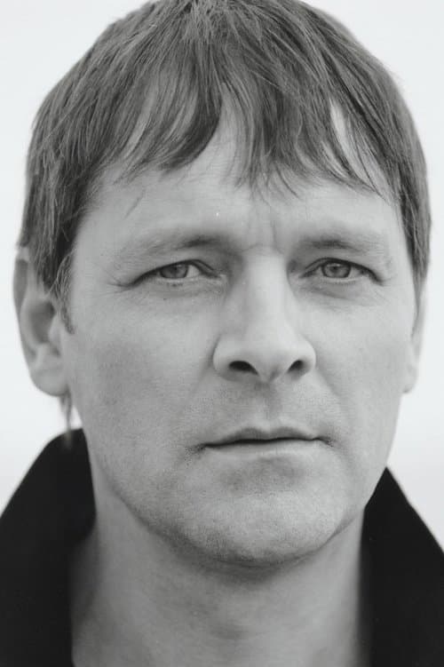 Photo of Mark Heap