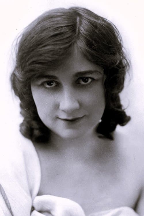 Photo of Mary Fuller
