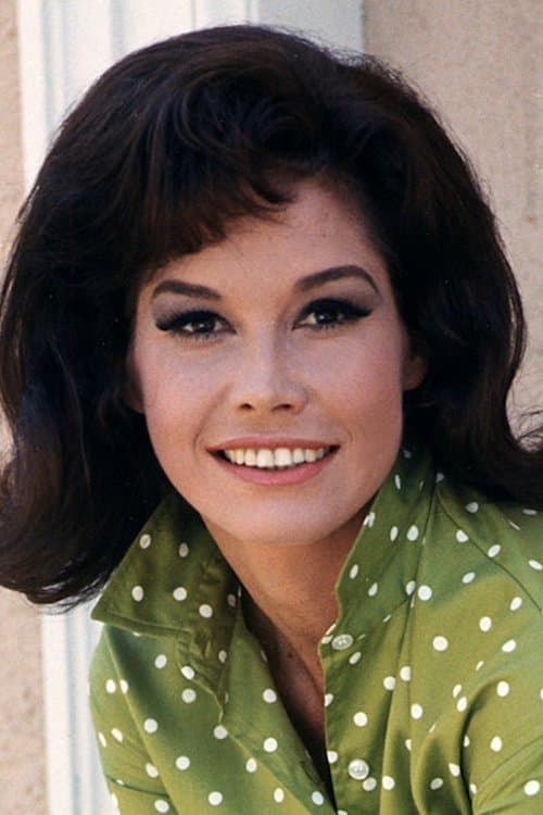 Photo of Mary Tyler Moore