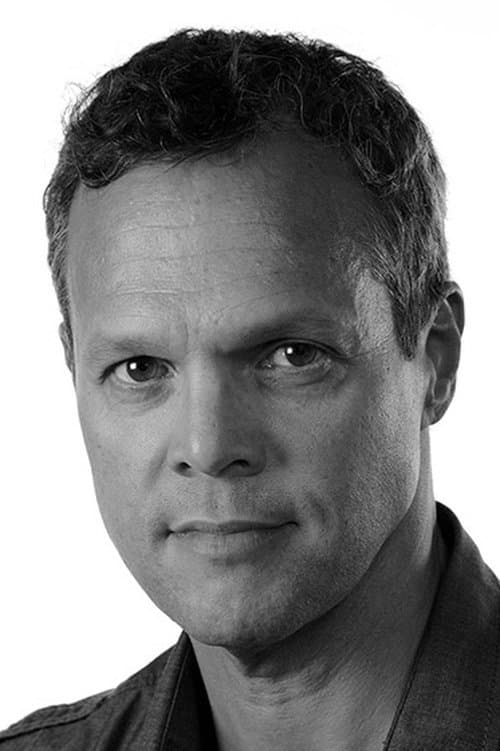 Photo of Matthew Allen