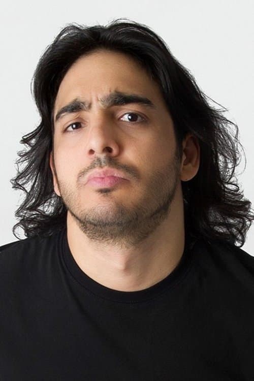 Photo of Max Angioni