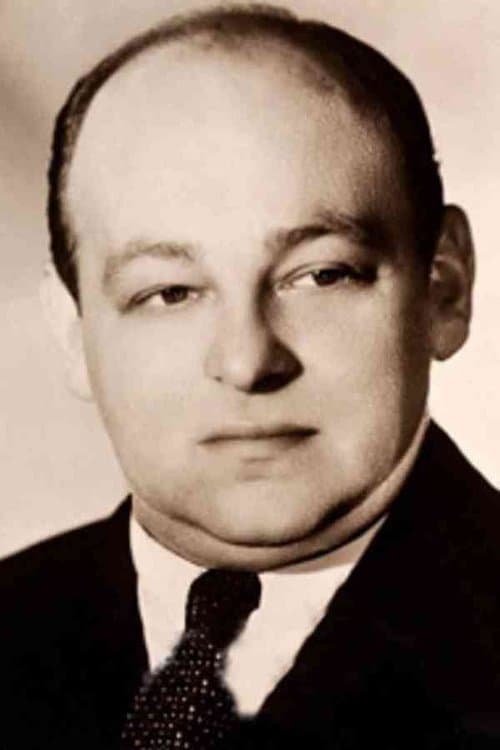 Photo of Max Bacon