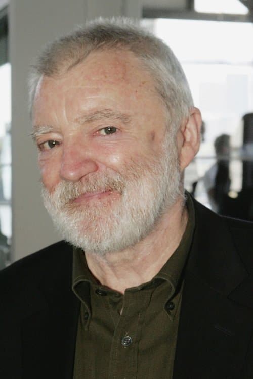 Photo of Max Cullen
