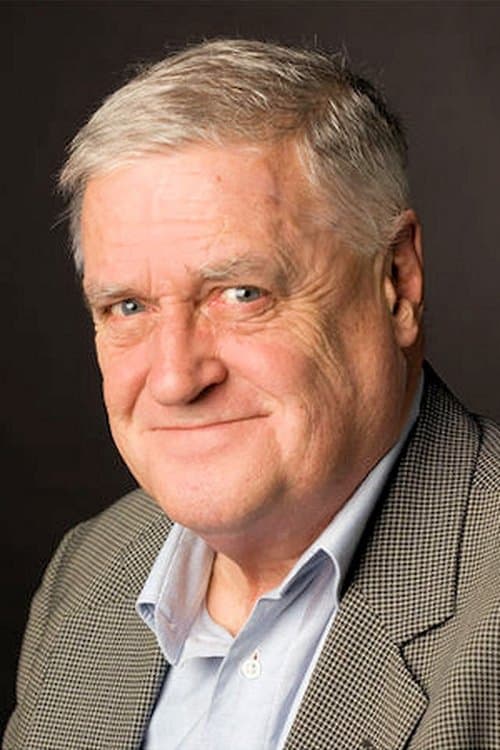 Photo of Max Gillies