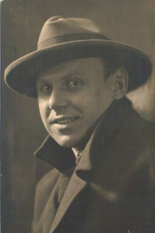 Photo of Max Knapp