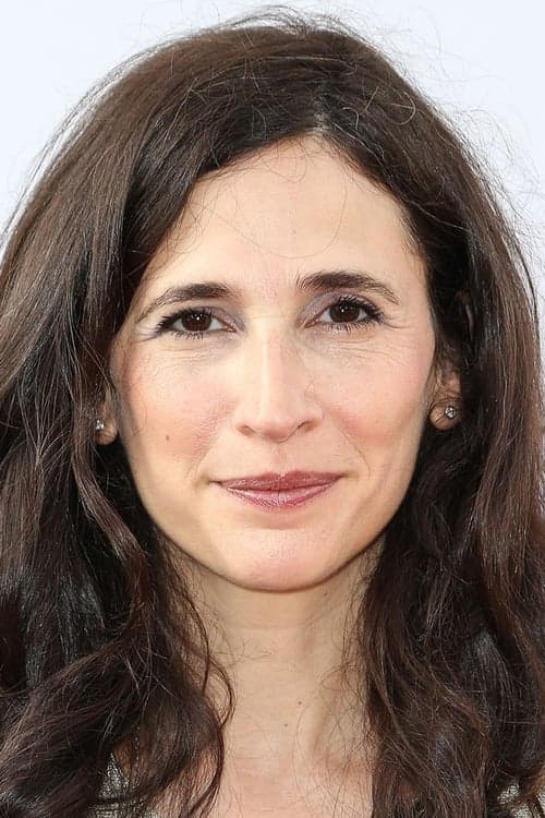 Photo of Michaela Watkins