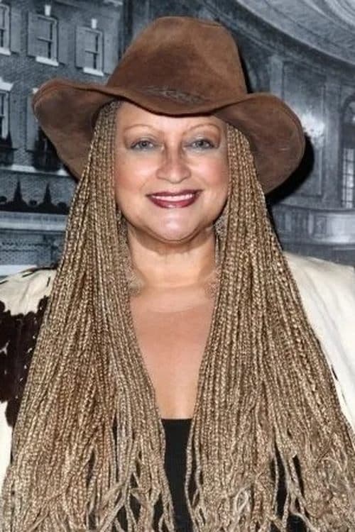 Photo of Michelle Mais