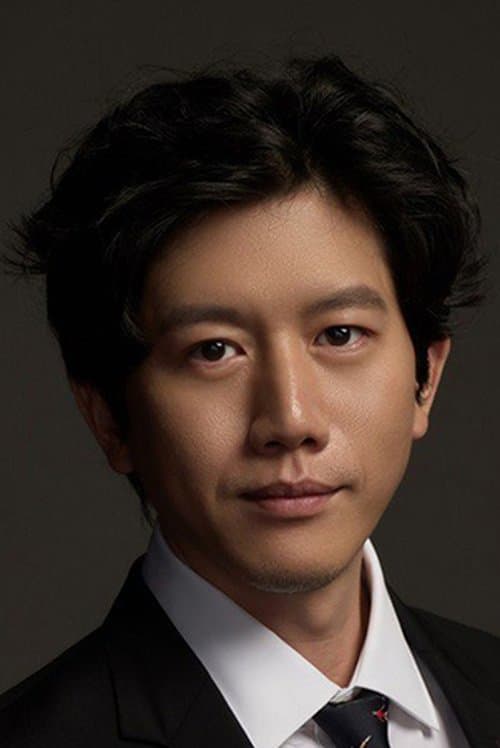 Photo of Mo Tzu-Yi