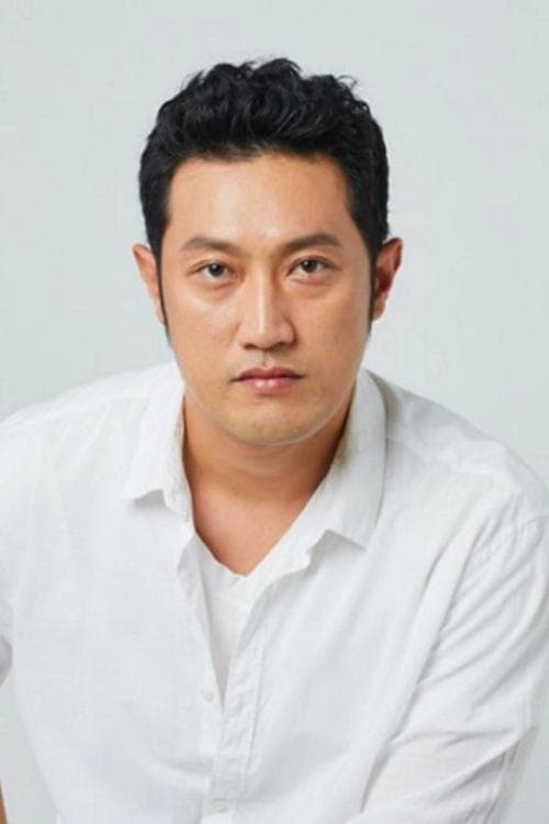 Photo of Mun Seong-bok