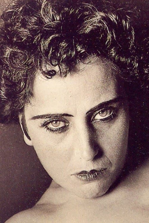 Photo of Nahui Olín