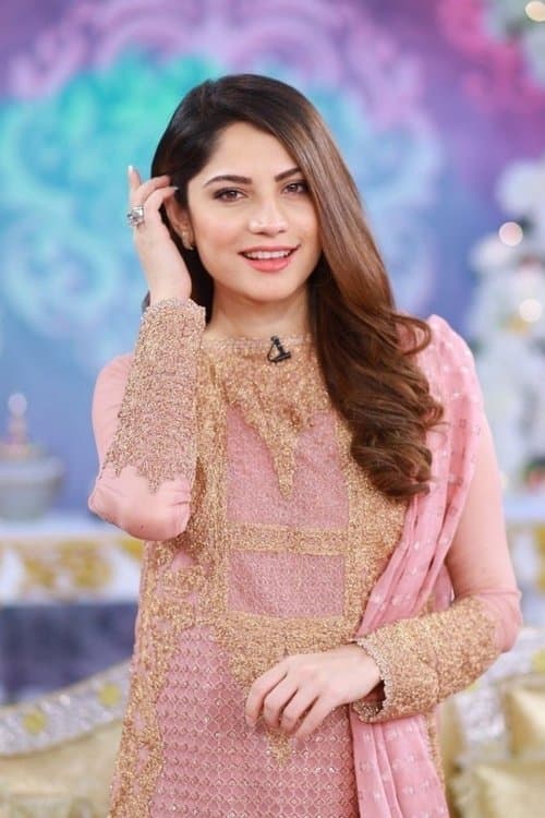 Photo of Neelam Muneer