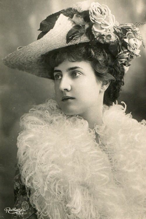 Photo of Nelly Cormon