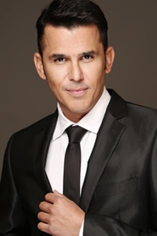 Photo of Néstor Rodulfo