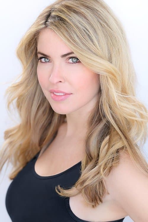 Photo of Nicole Andrews