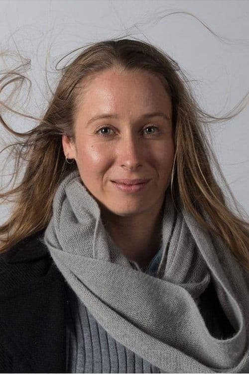 Photo of Nicole Crisp