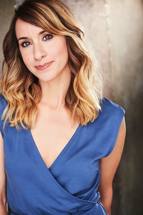 Photo of Nicole Dionne