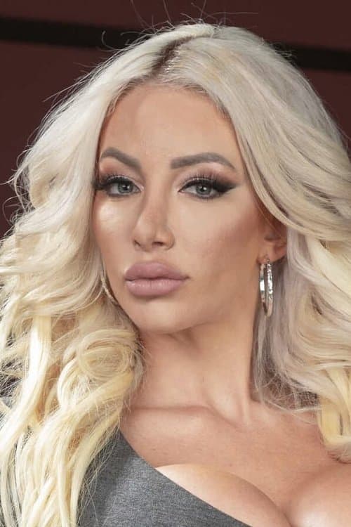 Photo of Nicolette Shea