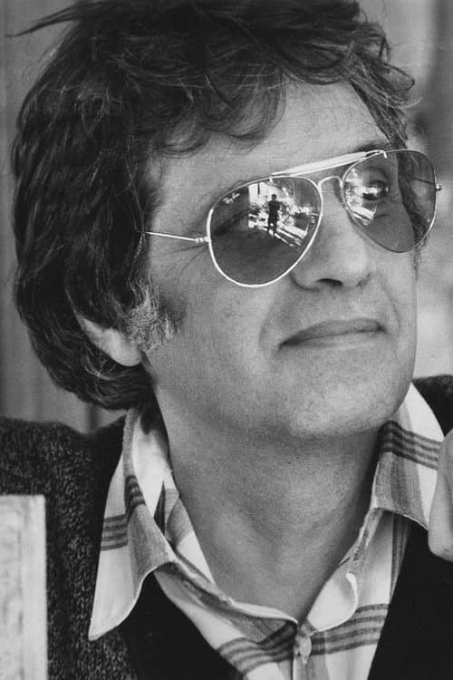 Photo of Nikos Nikolaidis
