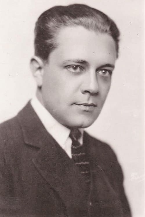 Photo of Niles Welch