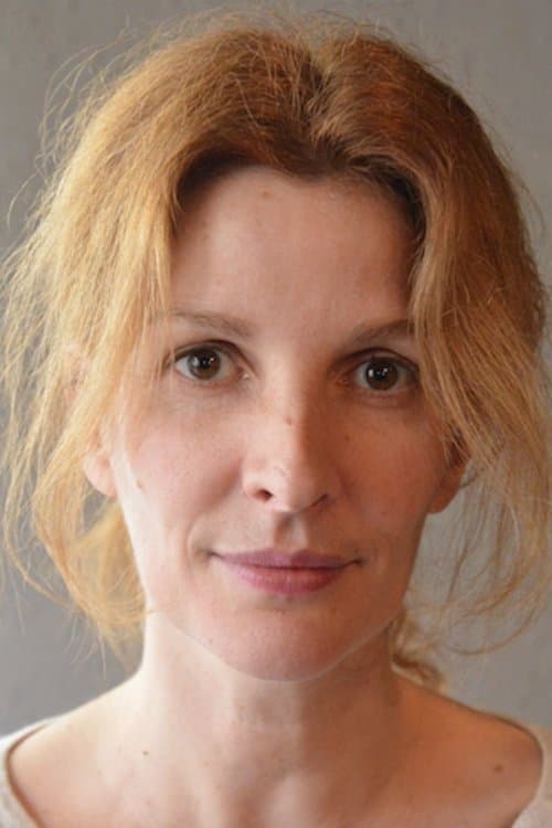 Photo of Ninon Brétécher