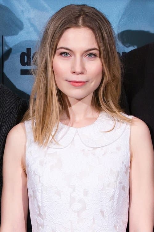 Photo of Nora Waldstätten