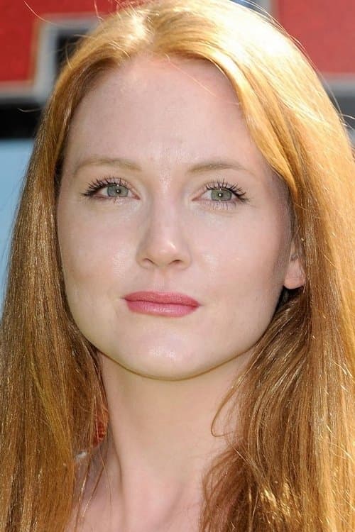 Photo of Olivia Hallinan