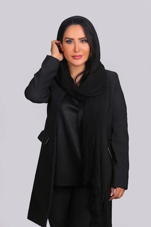 Photo of Parisa Roshani
