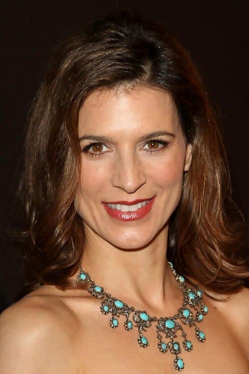 Photo of Perrey Reeves