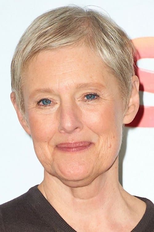 Photo of Philippa Lowthorpe