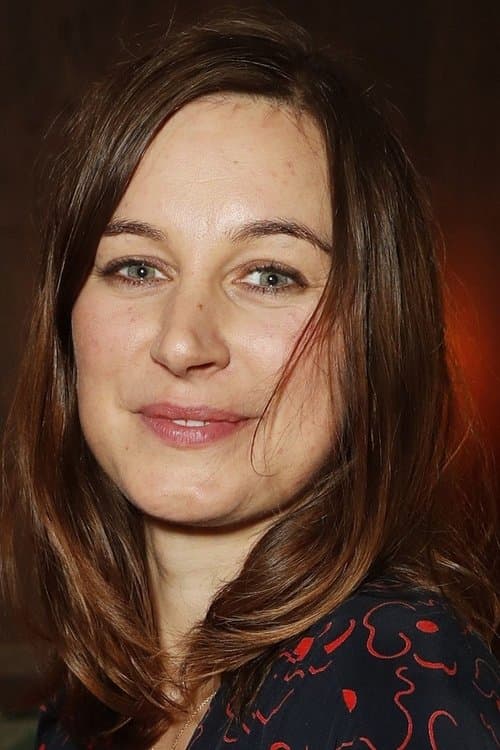 Photo of Pippa Nixon