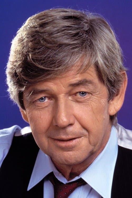 Photo of Ralph Waite