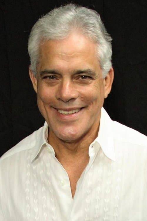 Photo of Raúl Carbonell Jr.
