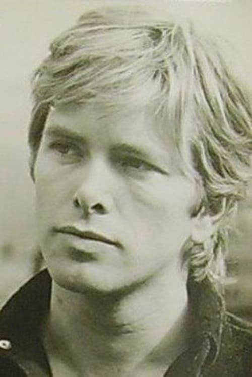 Photo of Ray Lovelock