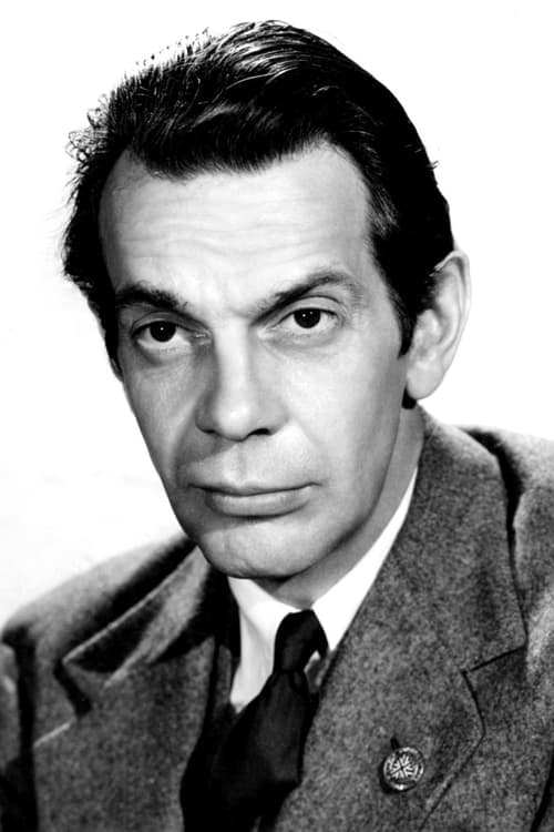 Photo of Raymond Massey