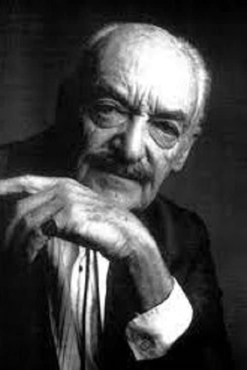 Photo of René Lavand