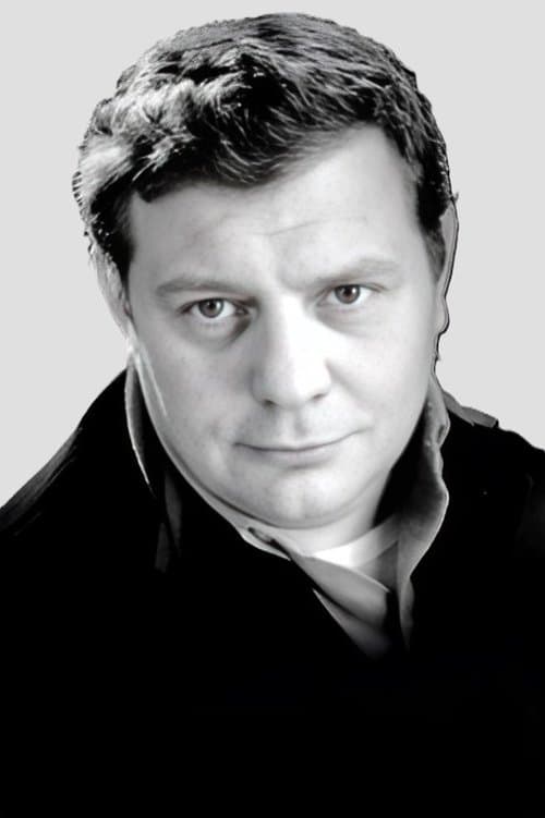 Photo of Renzo Palmer