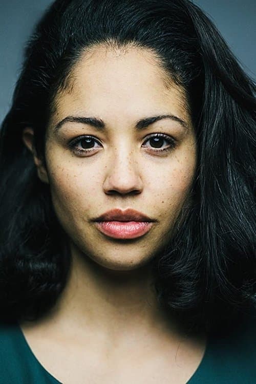 Photo of Riann Steele