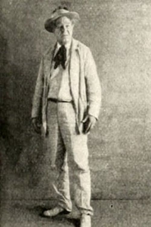 Photo of Riley Hatch