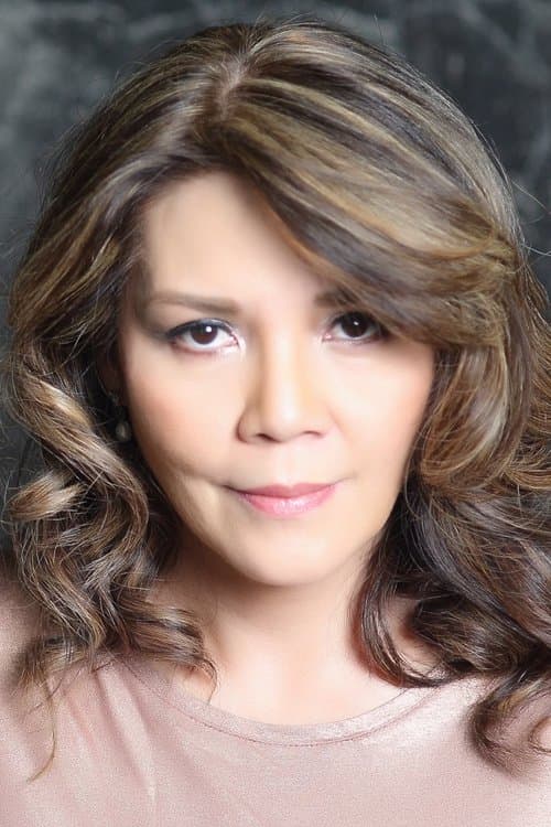 Photo of Rina Reyes