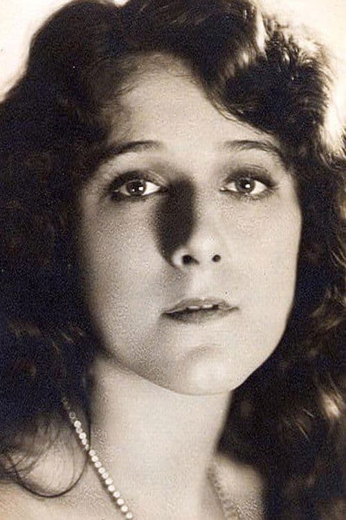 Photo of Riza Royce