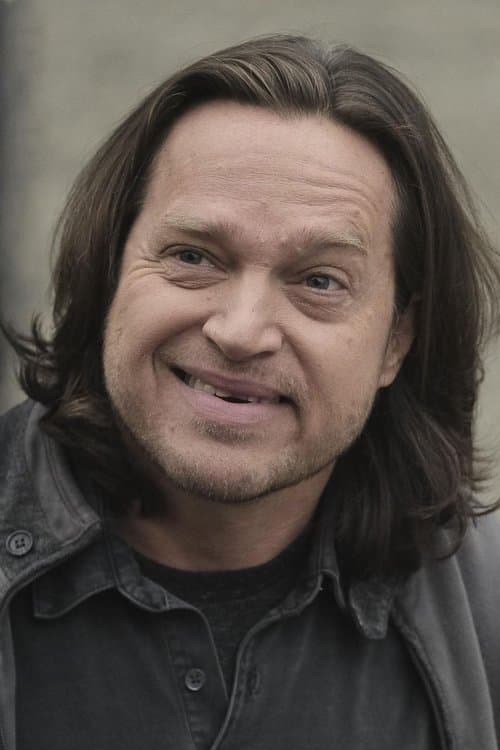 Photo of Rob Campbell