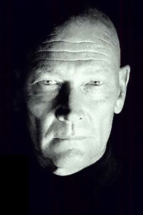 Photo of Robert Deacon