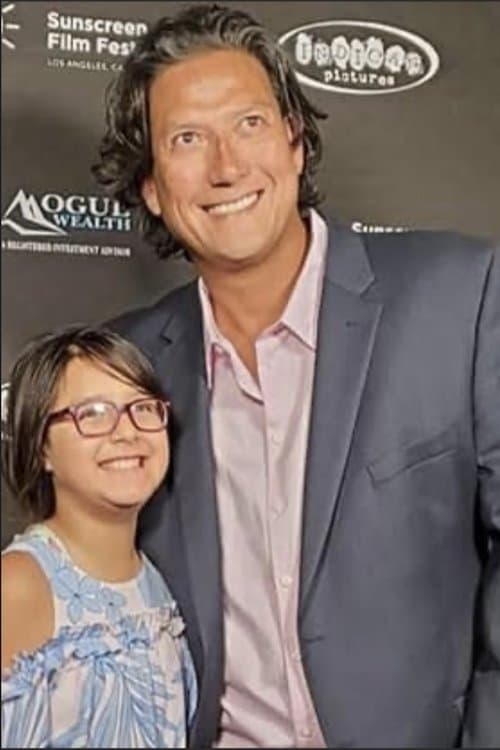 Photo of Robert Enriquez