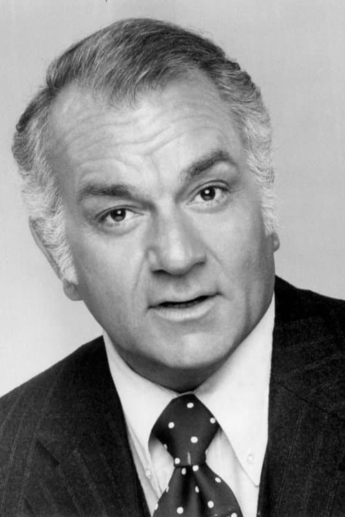 Photo of Robert Mandan
