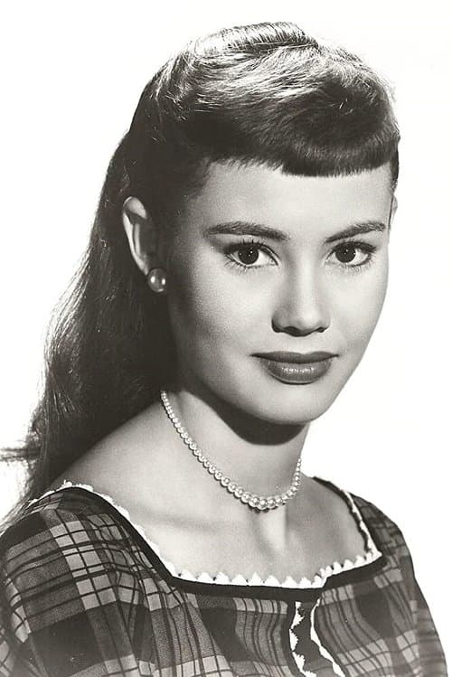 Photo of Roberta Shore